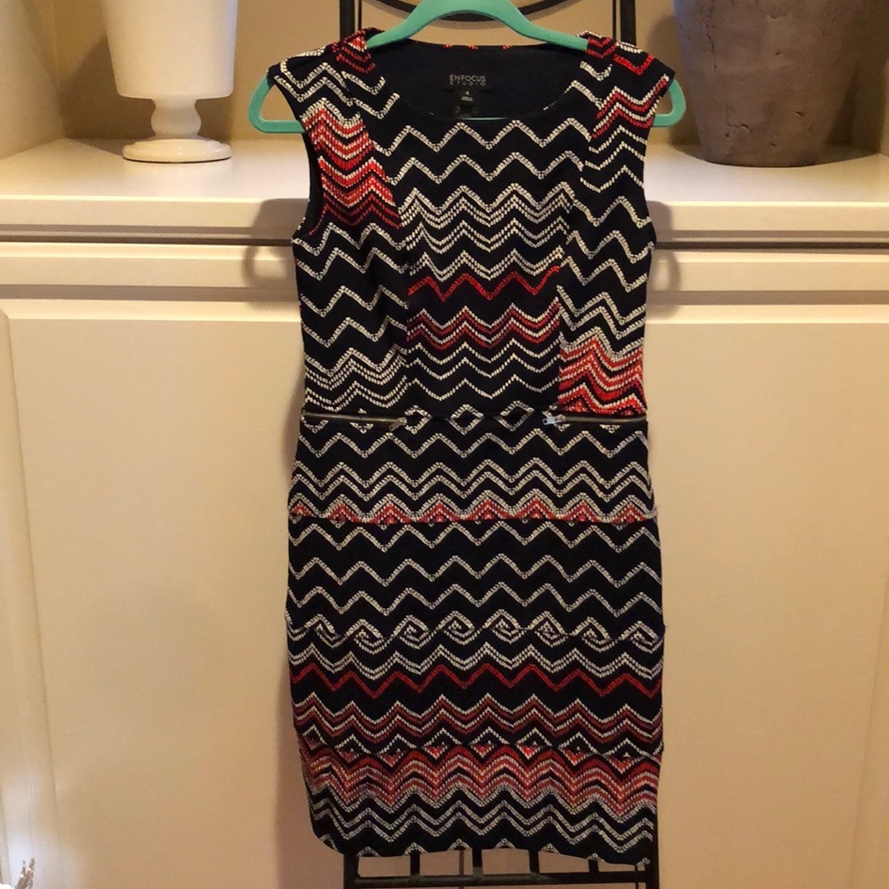 EUC ENFOCUS STUDIO dress- patriotic colors